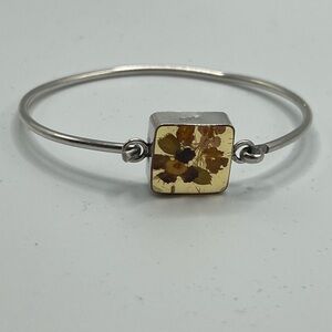 GUC- Vintage Sterling Silver Dried Pink Rose Flowers In Resin
Bracelet Bangle